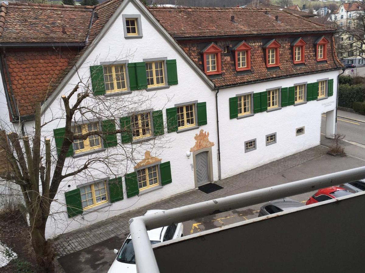 2 Zimmer Mit Balkon, Zentrale Ruhige Lage St. Gallen Exterior photo