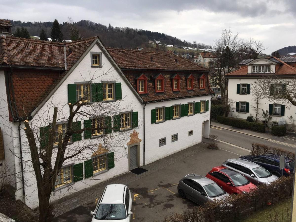 2 Zimmer Mit Balkon, Zentrale Ruhige Lage St. Gallen Exterior photo
